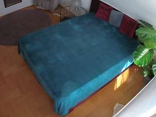 camsoda voyeurcam-julmodels-whitebed-5