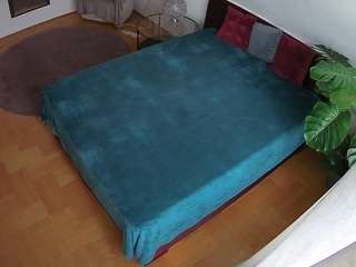 camsoda voyeurcam-julmodels-whitebed-5