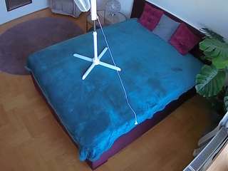 Reallifecam House camsoda voyeurcam-julmodels-whitebed-5