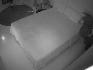 Xvideos Model camsoda voyeurcam-julmodels-whitebed-5