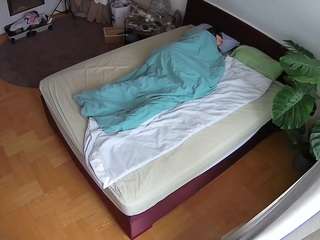 Twaticus camsoda voyeurcam-julmodels-whitebed-5