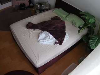 voyeurcam-julmod... Live Webcam on CamSoda