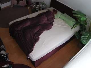 voyeurcam-julmodels-... webcam