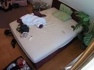 voyeurcam-julmod... Live Webcam on CamSoda