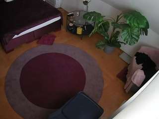 voyeurcam-julmodels-whitebed-5