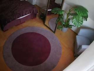 voyeurcam-julmodels-whitebed-5 Profile Image