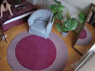 voyeurcam-julmodels-whitebed-5 camsoda