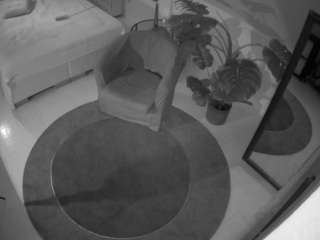 voyeurcam-julmodels-whitebed-5 camsoda