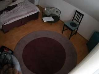 voyeurcam-julmodels-whitebed-5's CamSoda show and profile