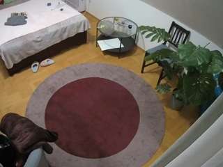 voyeurcam-julmodels-whitebed-5 webcam model