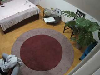 voyeurcam-julmodels-whitebed-5 webcam model