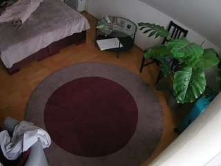 voyeurcam-julmodels-whitebed-5 webcam model