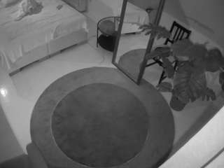 voyeurcam-julmodels-whitebed-5 webcam model