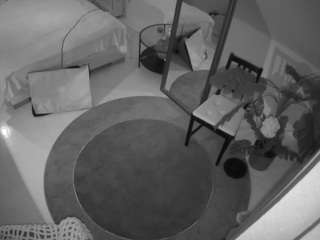 voyeurcam-julmodels-whitebed-5 Live Webcam on CamSoda