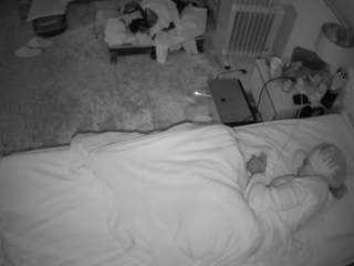voyeurcam-julmodels-whitebed-5 webcam