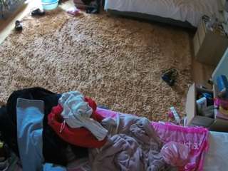 voyeurcam-julmodels-whitebed-5 Smoking live webcam