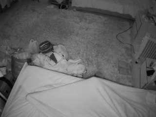 le modèle voyeurcam-julmodels-whitebed-5 est en webcam porno dans un show sur le site camsoda, il possède les tags suivants: flashing,hidden,hidden cam,jerk off,julmodels-house,no drinking,no smoking,sexwebcam,voyeur,hd