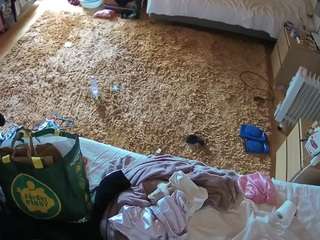 voyeurcam-julmodels-whitebed-5 live cam profile