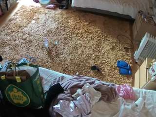 voyeurcam-julmodels-whitebed-5 live cam profile