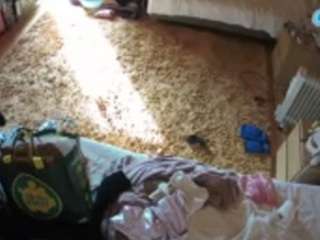 voyeurcam-julmodels-whitebed-5