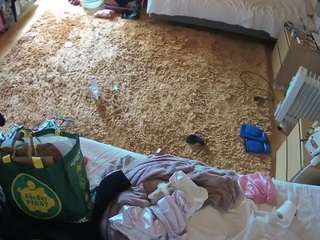 voyeurcam-julmodels-whitebed-5 live cam profile