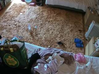 voyeurcam-julmodels-whitebed-5 live cam profile