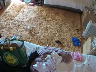 voyeurcam-julmodels-whitebed-5 live cam profile