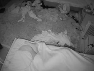 voyeurcam-julmodels-whitebed-5 webcam