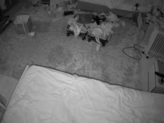 voyeurcam-julmodels-whitebed-5 Live Webcam on CamSoda