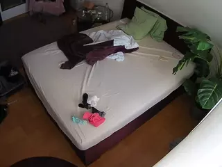 Julmodels Bedroom-A1's Live Sex Cam Show