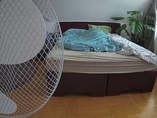 voyeurcam-julmodels-whitebed-6 Voyeur Live Cams Free camsoda