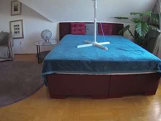 Chaturbate Live Models camsoda voyeurcam-julmodels-whitebed-6