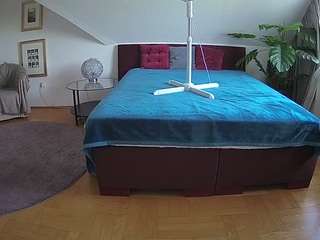 Cam Model Direct camsoda voyeurcam-julmodels-whitebed-6