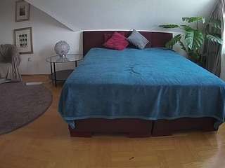 Stripper Bed camsoda voyeurcam-julmodels-whitebed-6