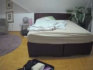 Camsoda Alternative camsoda voyeurcam-julmodels-whitebed-6