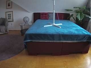 Model Webcam camsoda voyeurcam-julmodels-whitebed-6