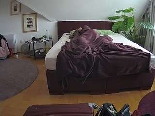 voyeurcam-julmodels-... webcam