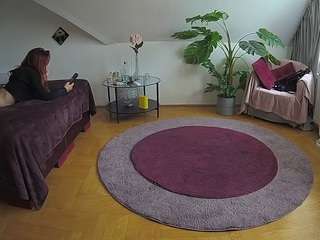 voyeurcam-julmodels-whitebed-6 Webcam Model Profile