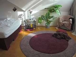 voyeurcam-julmodels-whitebed-6 - Live Cam