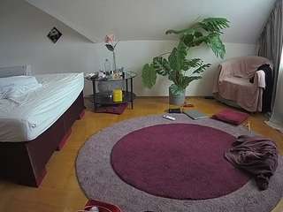 voyeurcam-julmodels-... webcam