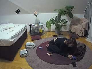 voyeurcam-julmodels-whitebed-6