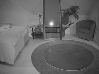 voyeurcam-julmodels-whitebed-6 voyeurcam-julmodels-whitebed-6