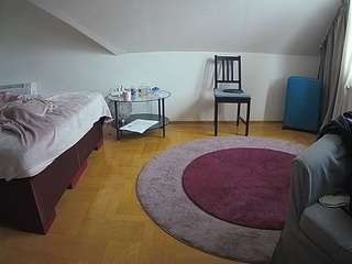 voyeurcam-julmodels-whitebed-6's profile image