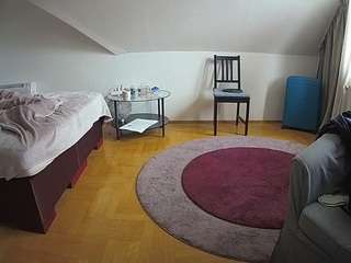 Live Sex Chat with Julmodels Bedroom-A 2 (@voyeurcam-julmodels-whitebed-6)