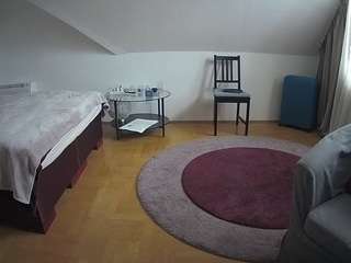 Live Sex Chat with Julmodels Bedroom-A 2 (@voyeurcam-julmodels-whitebed-6)