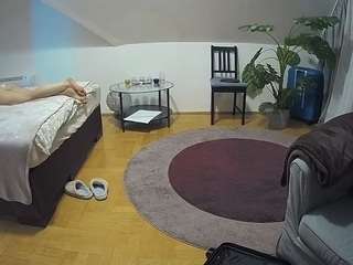 voyeurcam-julmodels-whitebed-6