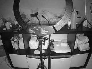 voyeurcam-julmodels-whitebed-6 webcam