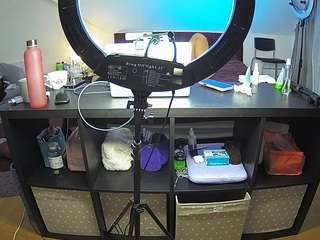 voyeurcam-julmodels-whitebed-6 Live Webcam on CamSoda