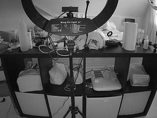 voyeurcam-julmodels-whitebed-6