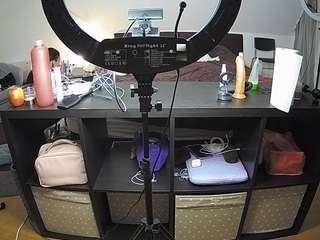 voyeurcam-julmodels-whitebed-6 live cam profile
